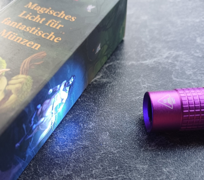 UV-Lampe für 3Euro Fantastische Fabelwesen - Münze Österreich